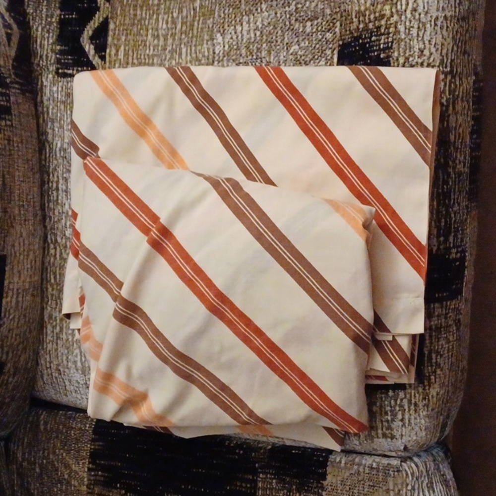 4/$40 Beige Striped Sheet Set - Single/Twin Bed (Flat & Fitted)